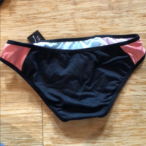 Yandy Color Block Bikini Bottom - Picture 4 of 5